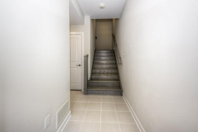 100 Hollywood Crt, House attached with 2 bedrooms, 2 bathrooms and 2 parking in Cambridge ON | Image 25