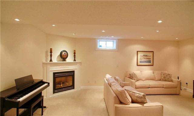 Unit #1 - 27 Reddington Dr, Condo with 2 bedrooms, 3 bathrooms and 1 parking in Caledon ON | Image 18