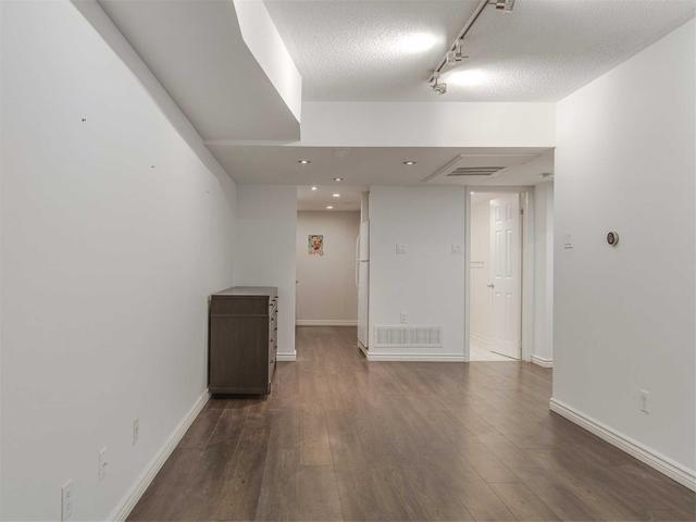 thb - 12 Portland St, Townhouse with 1 bedrooms, 1 bathrooms and 1 parking in Toronto ON | Image 14