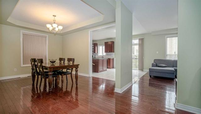 39 Hadfield Circ, House detached with 4 bedrooms, 4 bathrooms and 6 parking in Brampton ON | Image 23