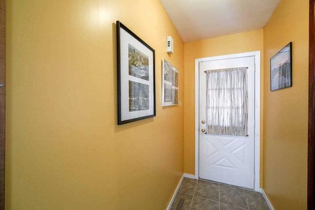 50 Jameson Cres, House detached with 3 bedrooms, 2 bathrooms and 3 parking in Brampton ON | Image 37