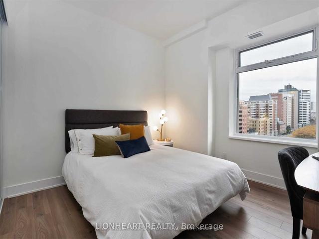 605 - 111 St Clair Ave W, Condo with 2 bedrooms, 2 bathrooms and 1 parking in Toronto ON | Image 5