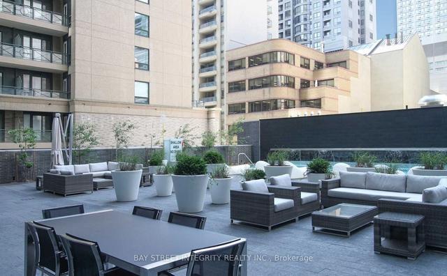 706 - 42 Charles St E, Condo with 0 bedrooms, 1 bathrooms and 0 parking in Toronto ON | Image 5