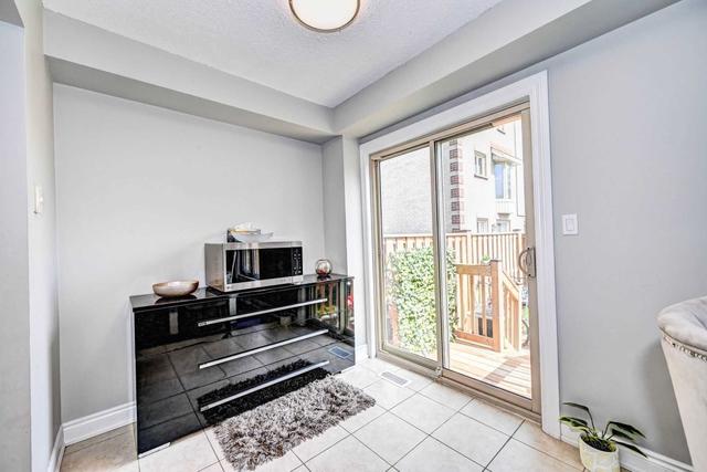 21 - 302 College Ave W, Townhouse with 3 bedrooms, 3 bathrooms and 2 parking in Guelph ON | Image 18