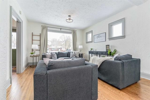 148 Frederick St E, House detached with 3 bedrooms, 2 bathrooms and 3 parking in Wellington North ON | Image 2