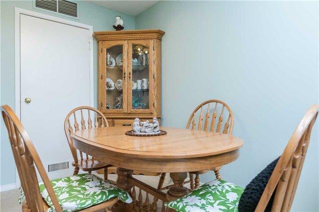 105 - 120 Bell Farm Rd, Condo with 3 bedrooms, 2 bathrooms and 1 parking in Barrie ON | Image 6