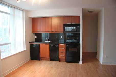 uph 07 - 19 Avondale Ave, Condo with 0 bedrooms, 1 bathrooms and 1 parking in Toronto ON | Image 3