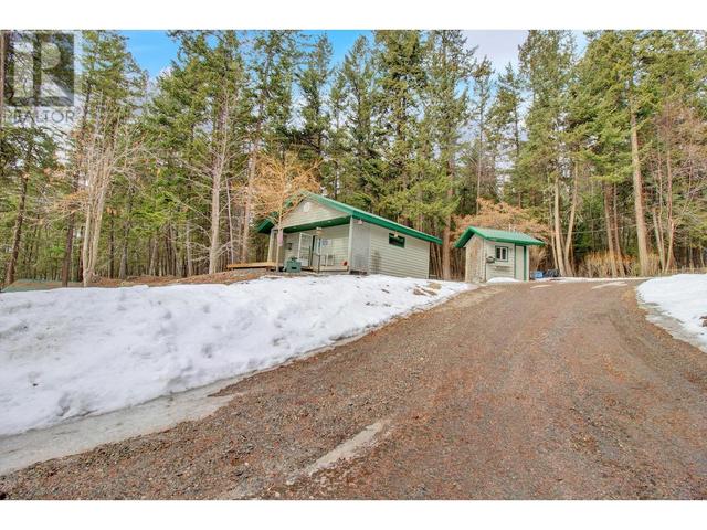 3813 Stones Bay Road, House detached with 2 bedrooms, 3 bathrooms and null parking in Bulkley Nechako C BC | Image 22