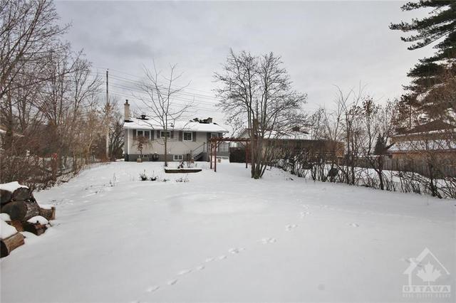958 Pinecrest Road, House detached with 3 bedrooms, 2 bathrooms and 4 parking in Ottawa ON | Image 28