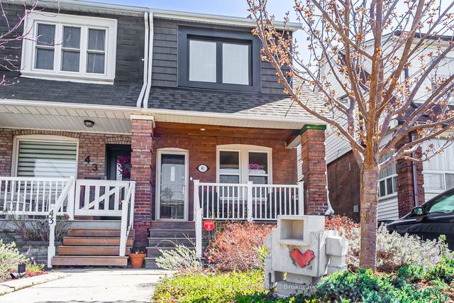 41 Barrington Ave, House semidetached with 3 bedrooms, 2 bathrooms and 0 parking in Toronto ON | Image 12