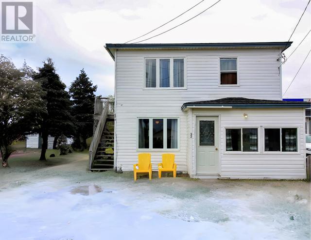32 Brigus Road, House other with 4 bedrooms, 2 bathrooms and null parking in Whitbourne NL | Image 1