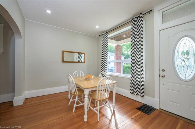 103 Paul Street, House detached with 2 bedrooms, 1 bathrooms and 3 parking in London ON | Image 3