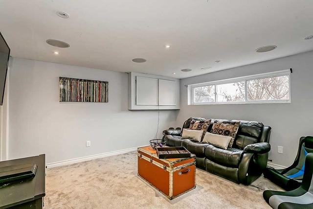 2399 Ventura Dr, House detached with 3 bedrooms, 3 bathrooms and 3 parking in Oakville ON | Image 16