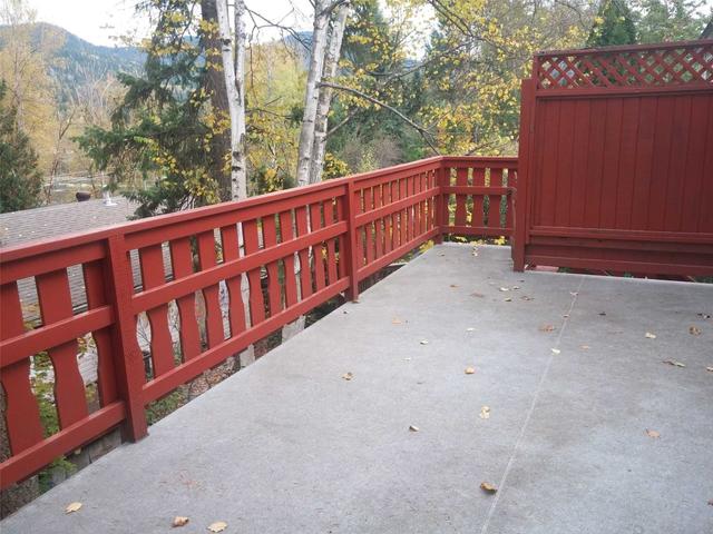 1838b 1st St, Condo with 2 bedrooms, 2 bathrooms and 3 parking in Central Kootenay G BC | Image 11