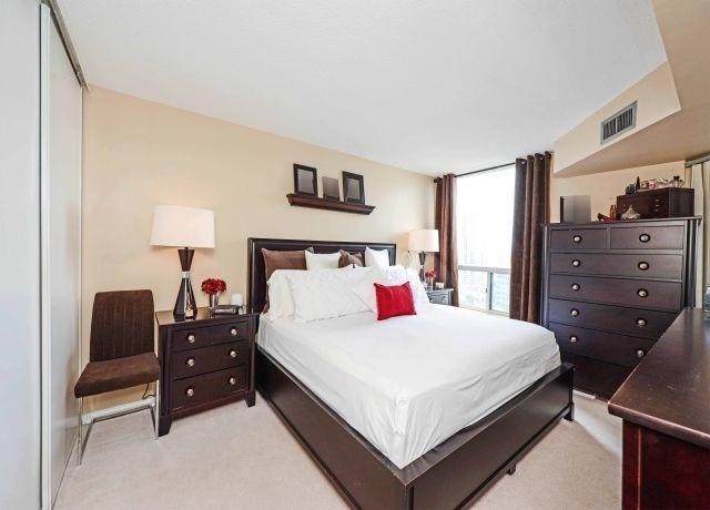 2002 - 4460 Tucana Crt, Condo with 2 bedrooms, 2 bathrooms and 3 parking in Mississauga ON | Image 7