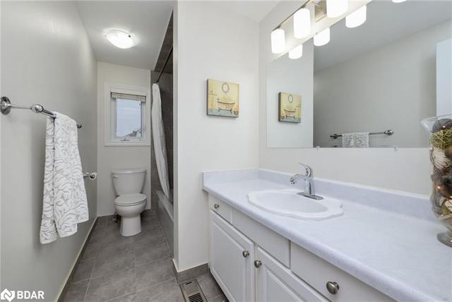 225 Baker Street, House attached with 2 bedrooms, 1 bathrooms and 3 parking in Waterloo ON | Image 11
