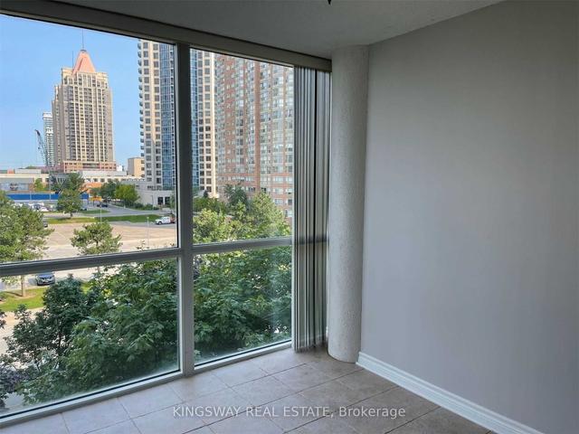 509 - 350 Webb Dr, Condo with 2 bedrooms, 2 bathrooms and 1 parking in Mississauga ON | Image 11