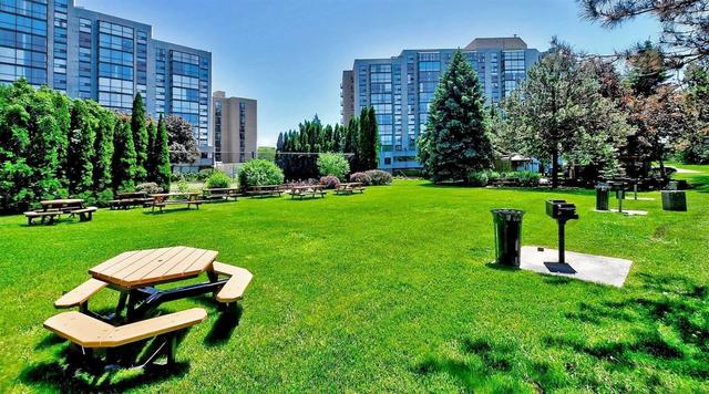 711 - 30 Harding Blvd W, Condo with 2 bedrooms, 2 bathrooms and 2 parking in Richmond Hill ON | Image 10
