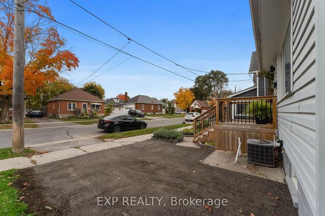 735 Payne St, House detached with 2 bedrooms, 2 bathrooms and 2 parking in Peterborough ON | Image 30