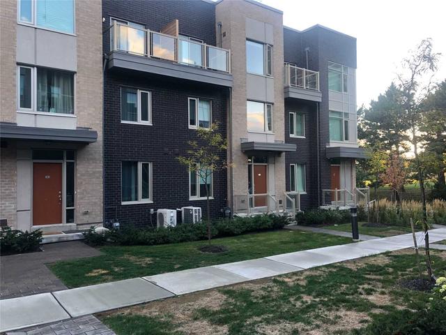 17 - 18 Applewood Lane, Condo with 3 bedrooms, 4 bathrooms and 1 parking in Toronto ON | Image 1