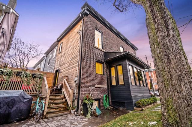 278 Logan Ave, House semidetached with 3 bedrooms, 3 bathrooms and 0 parking in Toronto ON | Image 32