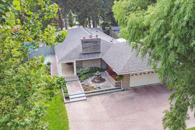 1123 Lakeshore Rd E, House detached with 2 bedrooms, 3 bathrooms and 8 parking in Oakville ON | Image 32