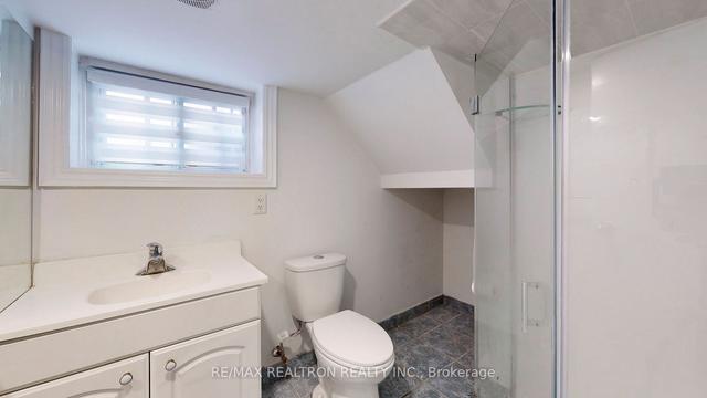211 Harlandale Ave, House detached with 2 bedrooms, 2 bathrooms and 3 parking in Toronto ON | Image 24