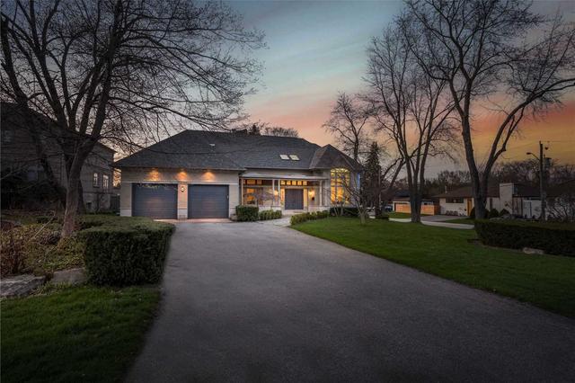 62 Yorkleigh Ave, House detached with 4 bedrooms, 5 bathrooms and 9 parking in Toronto ON | Image 1