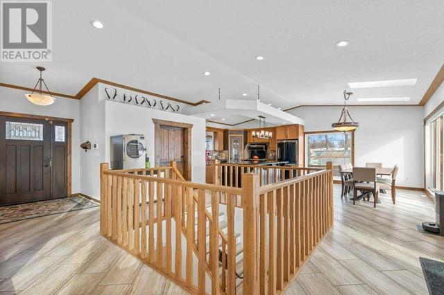 39525 Highway 766, Home with 4 bedrooms, 4 bathrooms and null parking in Lacombe County AB | Image 11