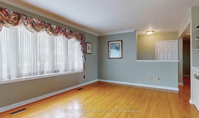 553 Bayly St E, House detached with 3 bedrooms, 1 bathrooms and 10 parking in Ajax ON | Image 5