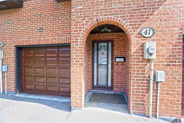 41 Briar Path, Townhouse with 3 bedrooms, 2 bathrooms and 2 parking in Brampton ON | Image 2