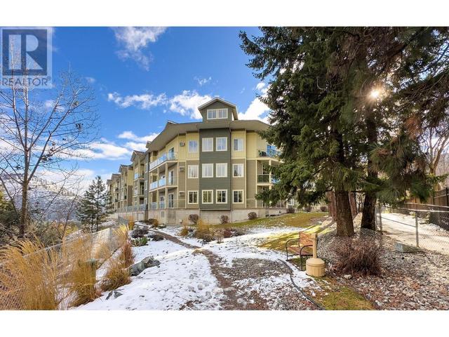 106 - 2120 Shannon Ridge Drive, Condo with 2 bedrooms, 2 bathrooms and null parking in West Kelowna BC | Image 50