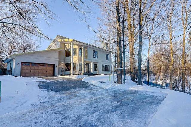 20 Highland Ave, House detached with 3 bedrooms, 3 bathrooms and 6 parking in Barrie ON | Image 29