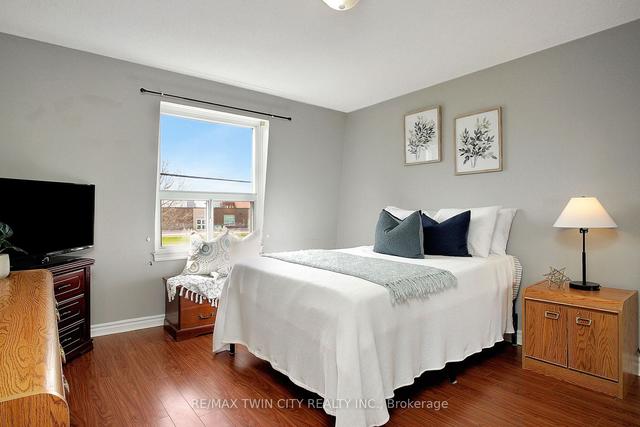 h - 766 Walter St, Townhouse with 3 bedrooms, 1 bathrooms and 1 parking in Cambridge ON | Image 9