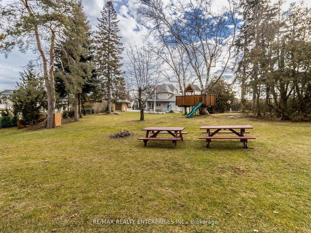 2411 Thorn Lodge Dr, House detached with 4 bedrooms, 5 bathrooms and 13 parking in Mississauga ON | Image 33