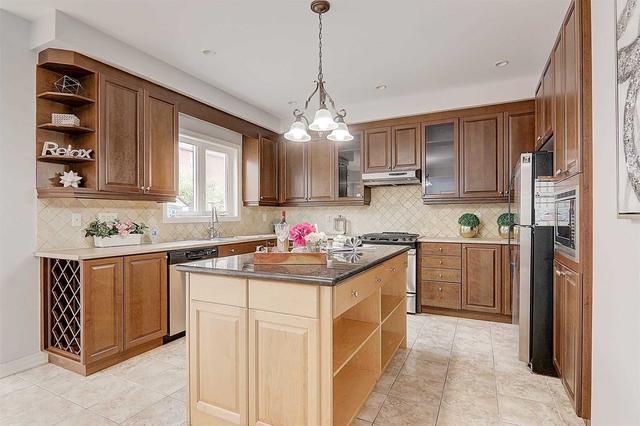 72 Oakborough Dr, House detached with 4 bedrooms, 4 bathrooms and 6 parking in Markham ON | Image 16