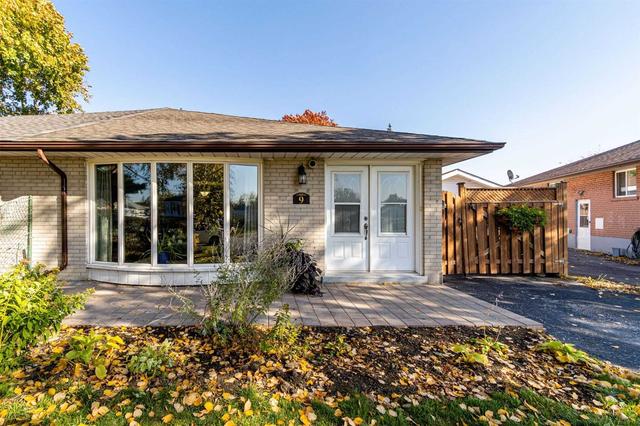 9 Albion Cres, House semidetached with 3 bedrooms, 2 bathrooms and 3 parking in Brampton ON | Image 27
