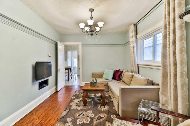 193 Prescott Ave, House semidetached with 3 bedrooms, 2 bathrooms and 1 parking in Toronto ON | Image 6