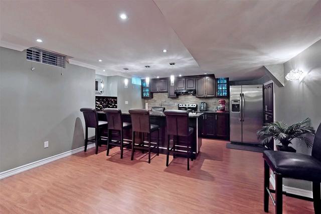 55 Stonechurch Cres, House detached with 4 bedrooms, 5 bathrooms and 4 parking in Markham ON | Image 27