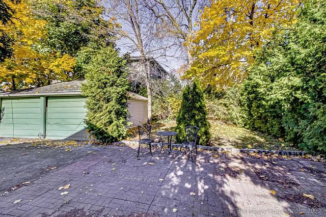 190 Van Dusen Blvd, House detached with 2 bedrooms, 2 bathrooms and 6 parking in Toronto ON | Image 18