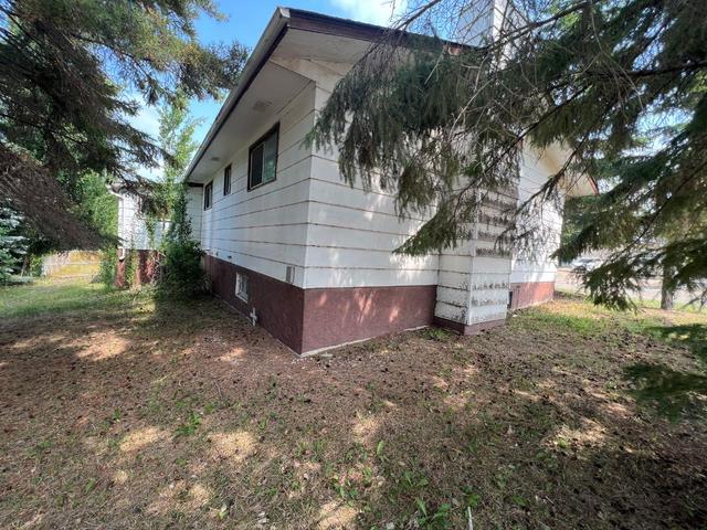 302 Main Street, House detached with 2 bedrooms, 1 bathrooms and 2 parking in Paradise Hill SK | Image 25