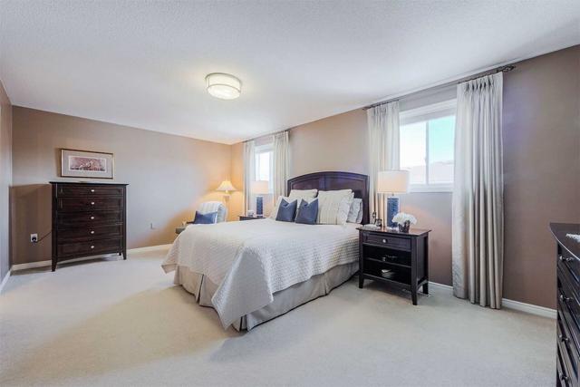 80 Chelsea Cres, House attached with 2 bedrooms, 3 bathrooms and 2 parking in Hamilton ON | Image 19