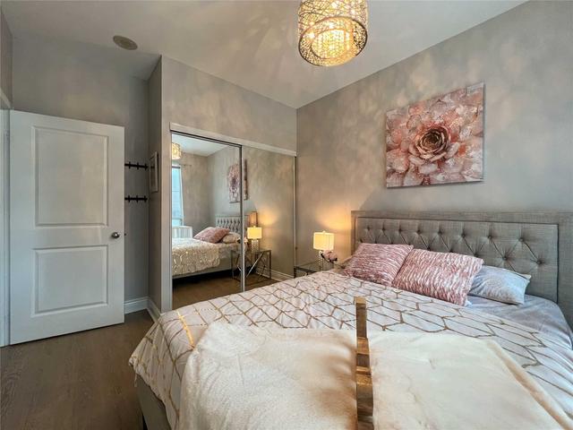n - 8 Rosebank Dr, Condo with 1 bedrooms, 1 bathrooms and 1 parking in Toronto ON | Image 7