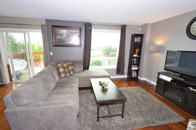 865 Hunters Gate Cres, House semidetached with 3 bedrooms, 4 bathrooms and 3 parking in Woodstock ON | Image 12