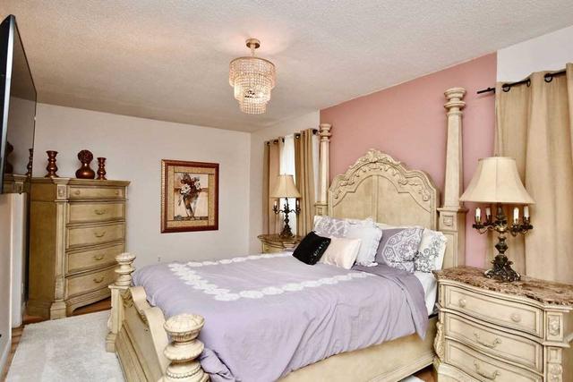 63 Barwick Dr, House detached with 4 bedrooms, 3 bathrooms and 4 parking in Barrie ON | Image 11