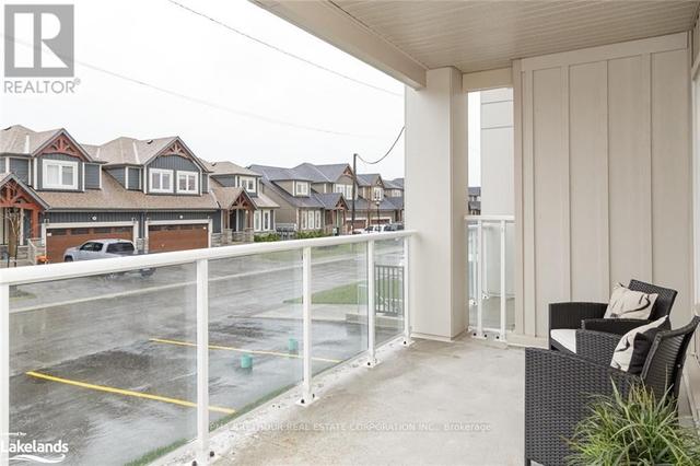 104 - 17 Spooner Cres, Condo with 2 bedrooms, 2 bathrooms and 1 parking in Collingwood ON | Image 12