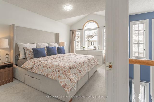 64 - 10 Rossmore Crt, Townhouse with 3 bedrooms, 4 bathrooms and 2 parking in London ON | Image 19