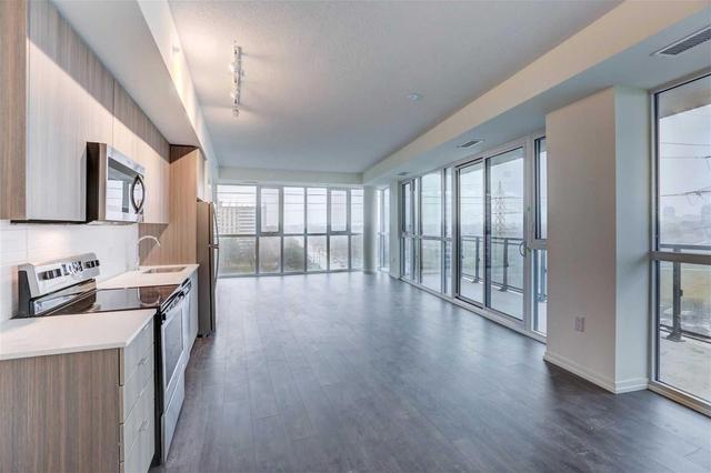 713 - 3237 Bayview Ave, Condo with 2 bedrooms, 2 bathrooms and 1 parking in Toronto ON | Image 4