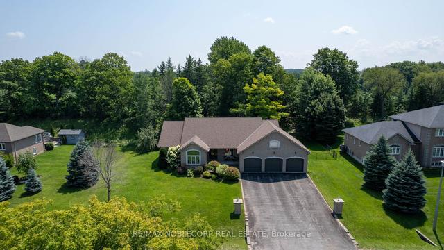 48 Glenhuron Dr, House detached with 3 bedrooms, 3 bathrooms and 12 parking in Springwater ON | Image 32