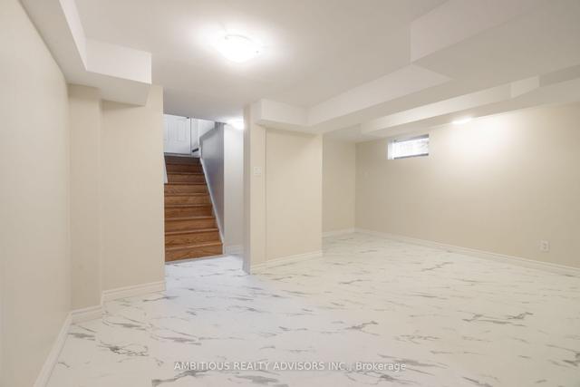 31 West 3rd St, House detached with 3 bedrooms, 2 bathrooms and 5 parking in Hamilton ON | Image 15